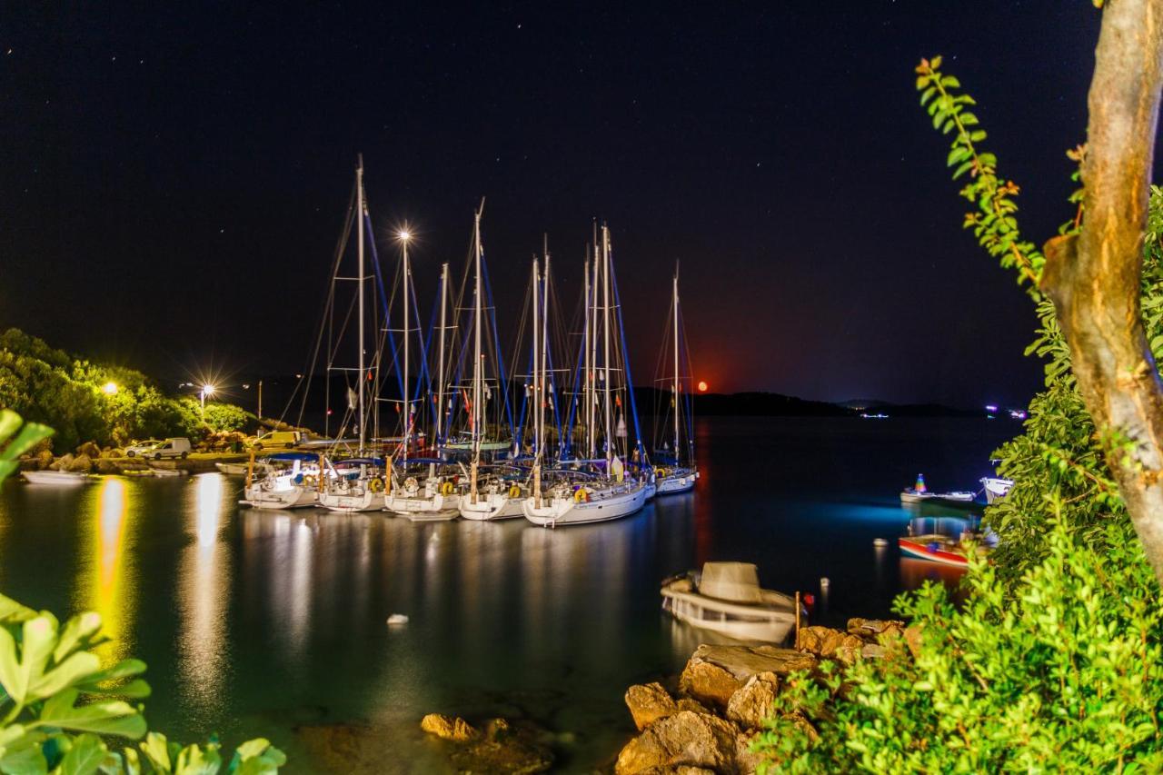 Des Roses Hotel Platanias  Exteriér fotografie