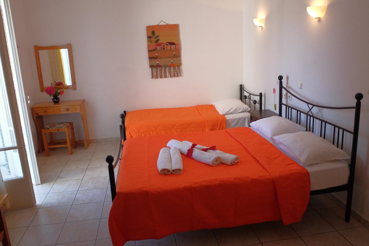 Des Roses Hotel Platanias  Exteriér fotografie